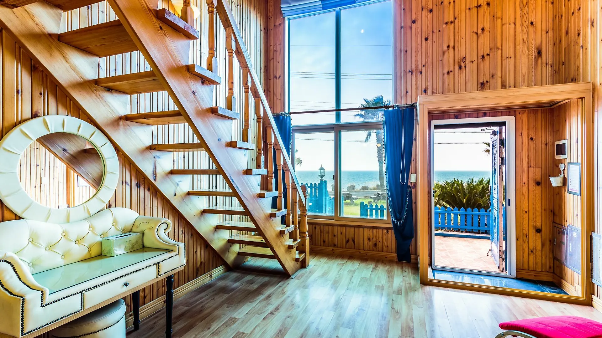 Santorini Pension Jeju
