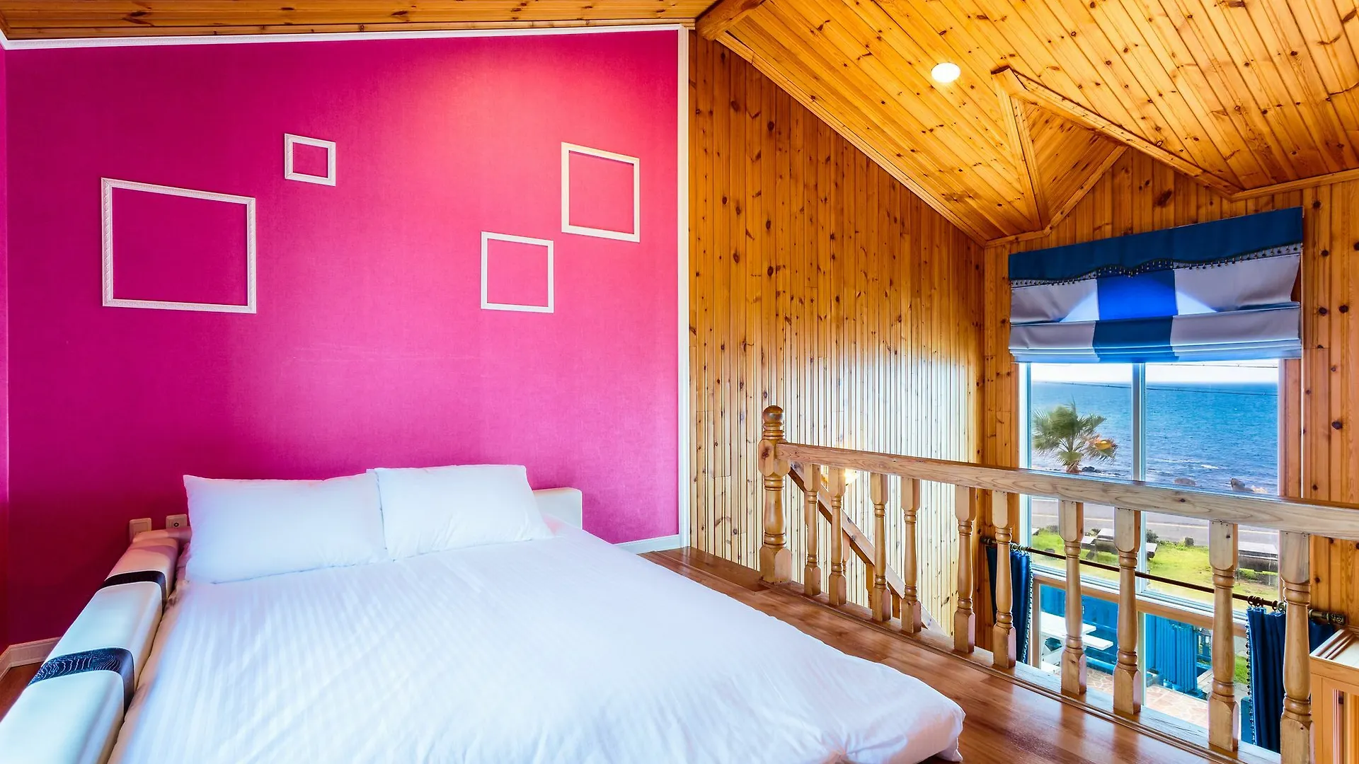 Santorini Pension Jeju 0*,  Sydkorea